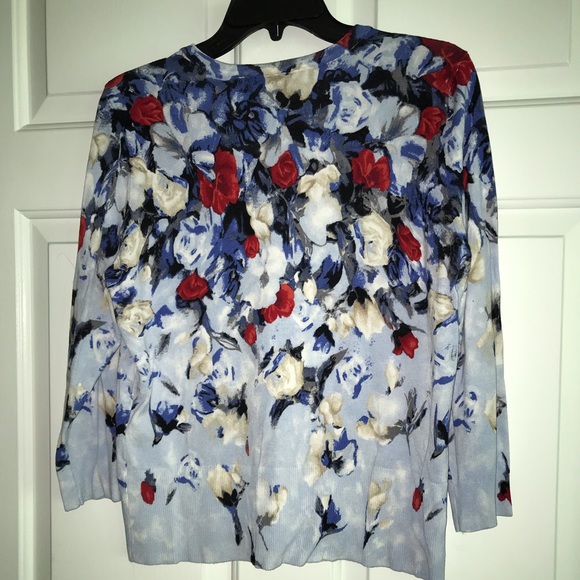 White House Black Market ladies L cardigan - Picture 4 of 5